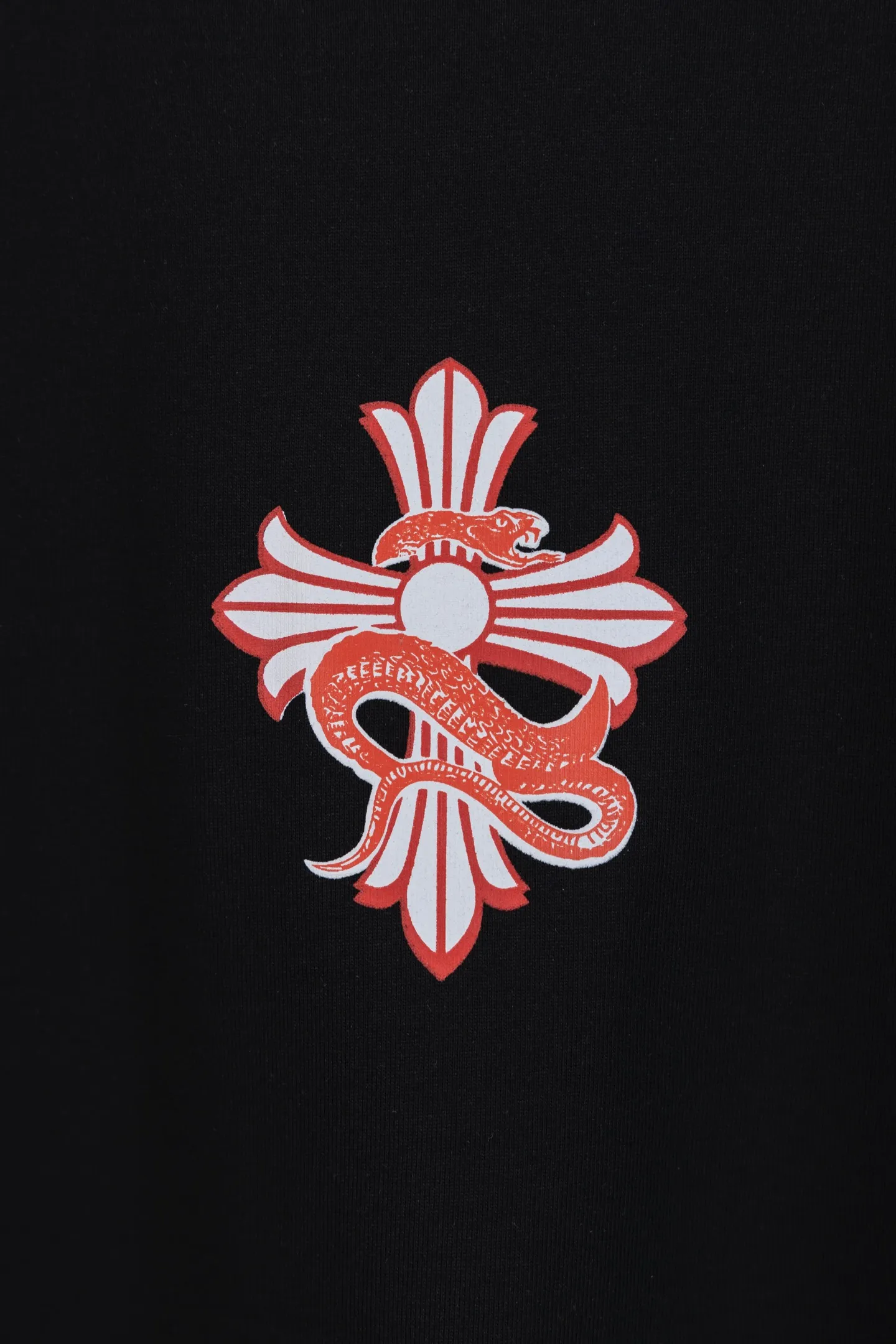 🅿️190 style number k736 Chrome hearte/Chrome heart ch 25ss Miami limited edition Sanskrit Year of the Dragon limited printed T-shirt short sleeves. A must-have item for daily commuting for men and women in light luxury. The correct version is welcome to compare. Detailed features: ·280 grams of 100% pure cotton double yarn jersey fabric. ·Custom dyed in the same cylinder, special thickened 32 pieces of double-strand 1x1 thread. ·Double-needle cross-stitch technology. ·Original main mark washed hangtag. COLOUR: black white SIZE: xs s m L